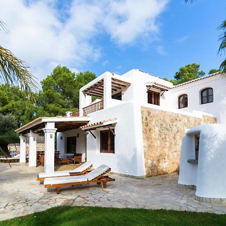 Cozy Holiday Home In Santa Eularia Des Riu With Private Pool Dış mekan fotoğraf